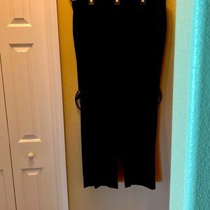 Women's dress pants in very good condition.